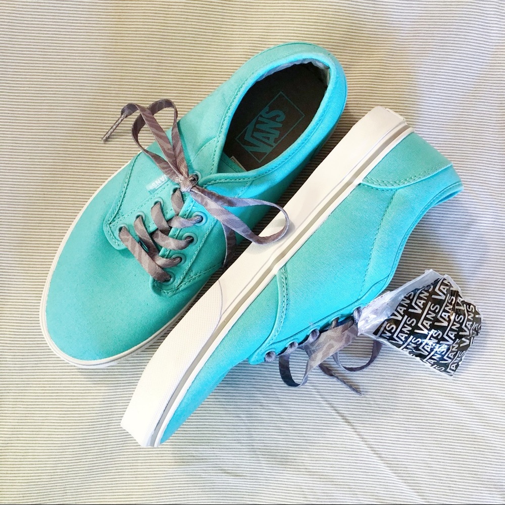 BRAND NEW TEAL VANS!